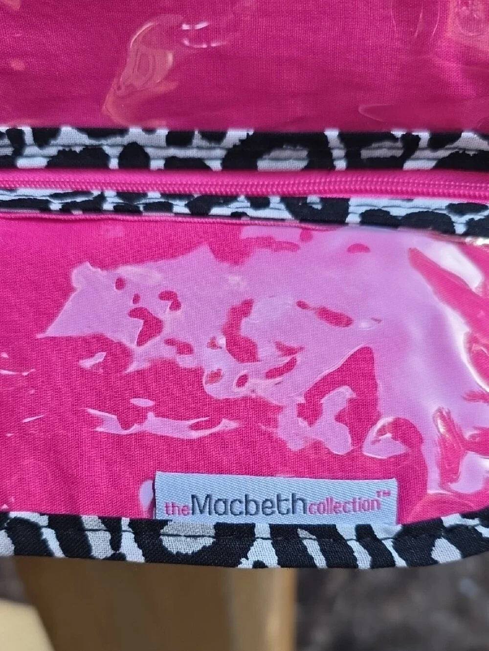 Cosmetic Bag Identification